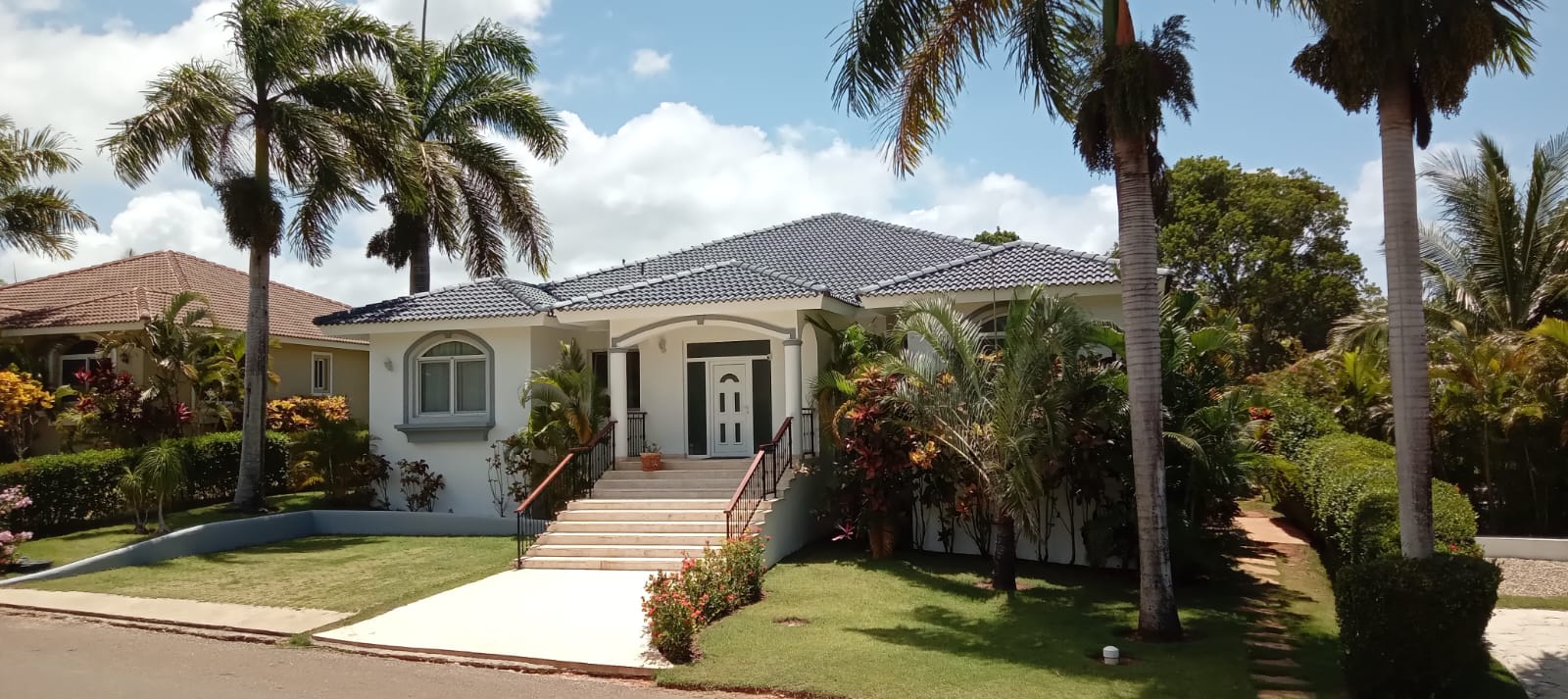 Villa 119 Exterior - Primary